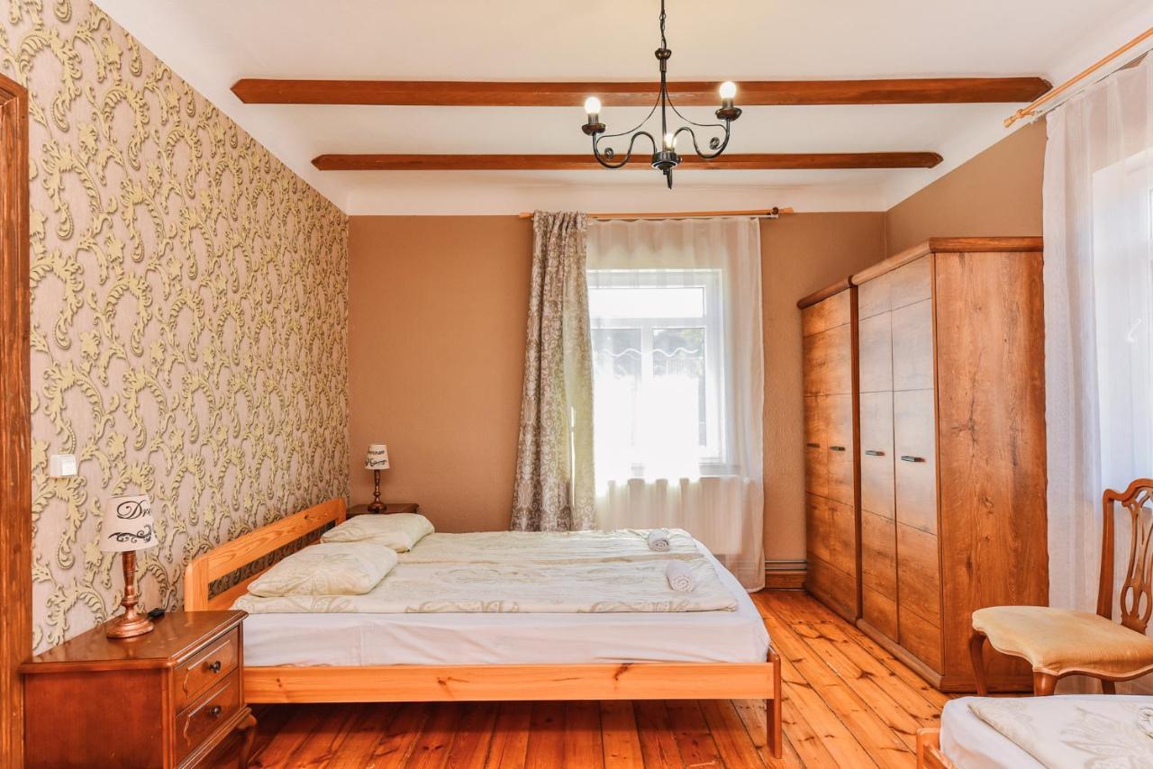 Villa Victoria Ventspils Buitenkant foto