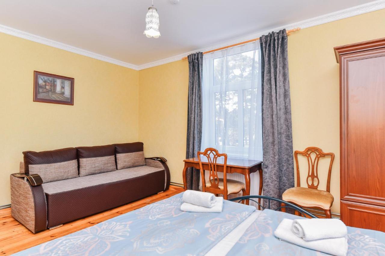 Villa Victoria Ventspils Buitenkant foto
