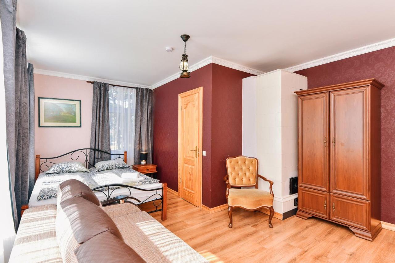 Villa Victoria Ventspils Buitenkant foto