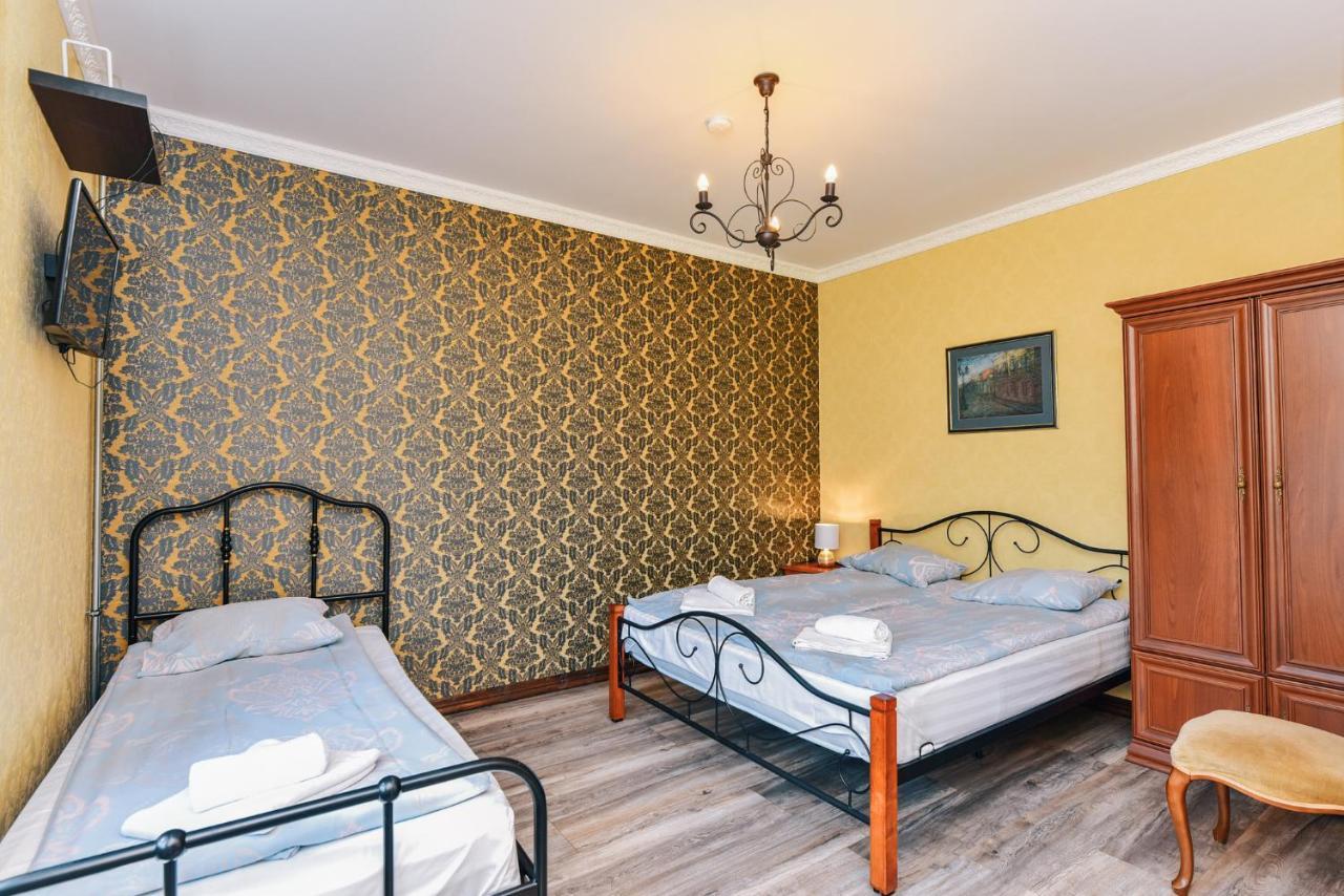 Villa Victoria Ventspils Buitenkant foto