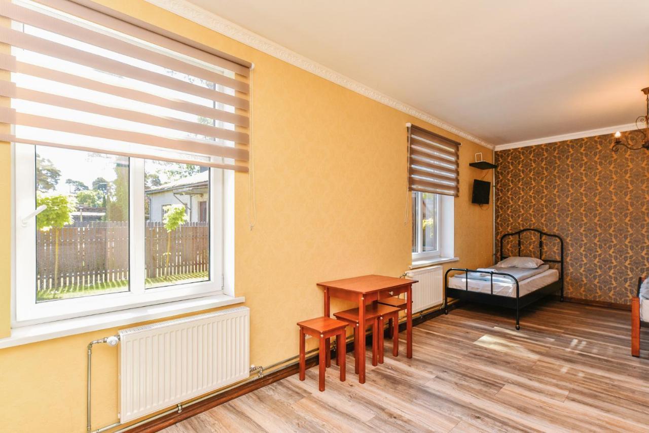Villa Victoria Ventspils Buitenkant foto